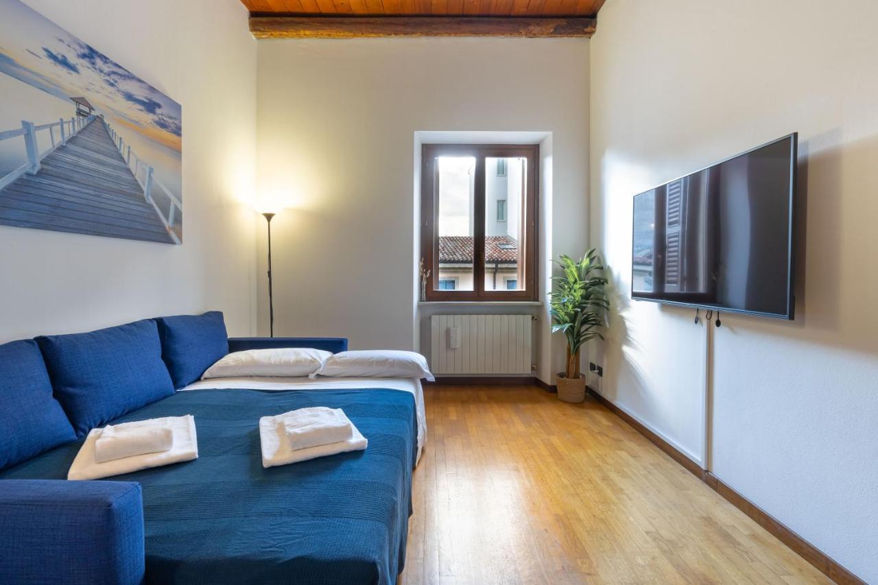 Residenza Al Corso Apartment เวโรนา ภายนอก รูปภาพ
